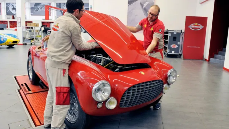 Ferrari-Officine-Classiche.webp