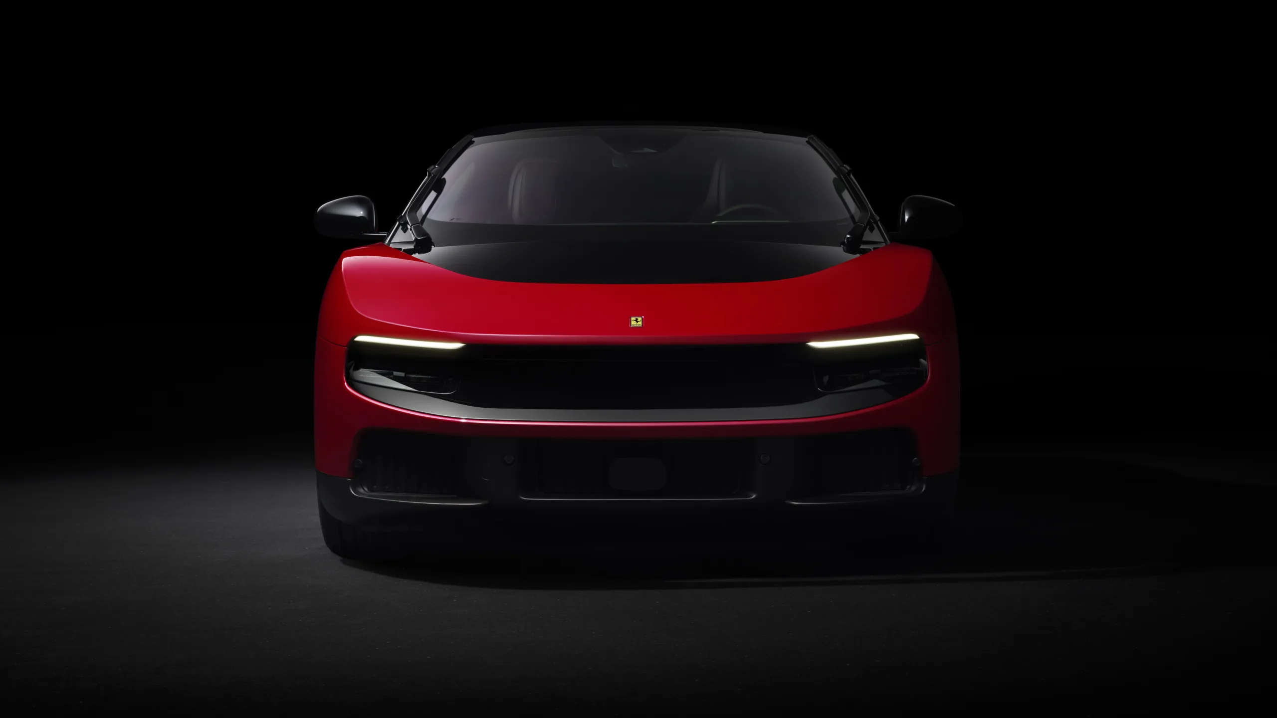 Ferrari Luce 3 Luce_22rtv3_lightsOn_6000x3375-scaled.webp